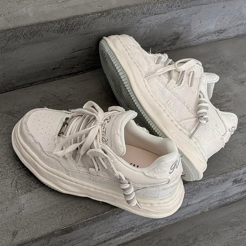 Thick soled fashionable versatile dissolving shoes black sneakers